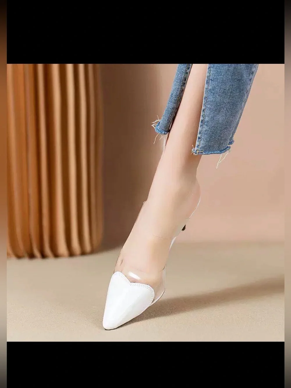 Source Unknown Cream Pointed Flats with Clear Straps